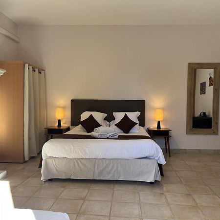 Le Clos De La Tuiliere Grignan Bagian luar foto