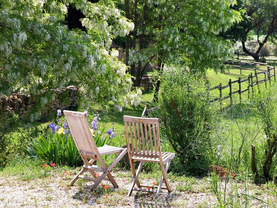 Le Clos De La Tuiliere Grignan Bagian luar foto