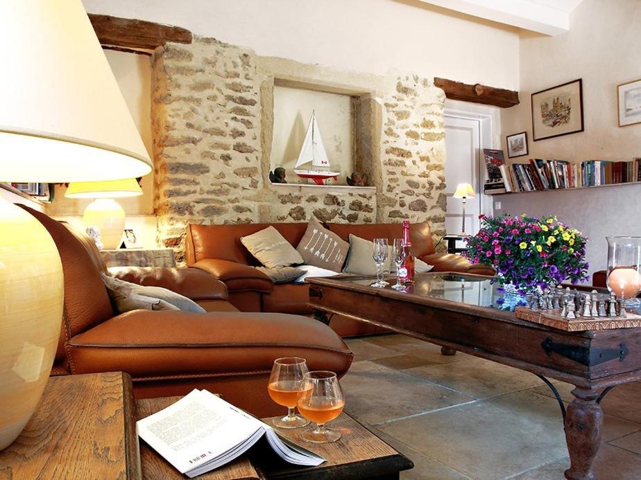 Le Clos De La Tuiliere Grignan Bagian luar foto
