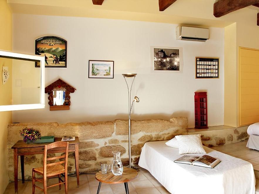 Le Clos De La Tuiliere Grignan Bagian luar foto